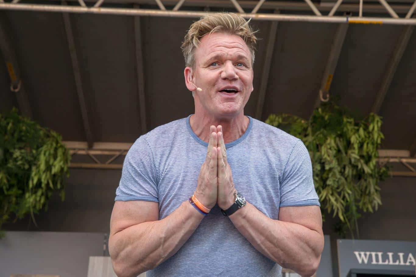 Bucătarul Gordon Ramsay împărtășește trucul de a face ouă omletă irezistibile