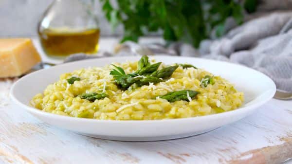 Risotto delicios: rețetă dovedită pentru risotto italian autentic, plus idei despre cum să-l faci special