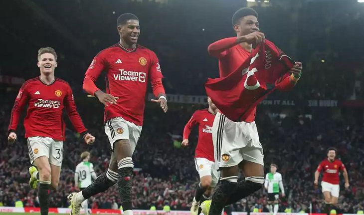 Cu câteva secunde înainte de finalul celei de-a 2-a prelungiri, Manchester United a smuls victoria lui Liverpool în FA Cup