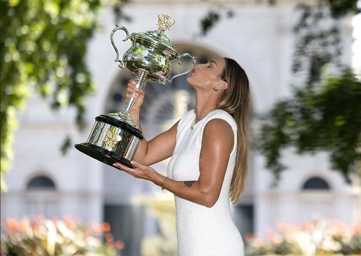 Sabalenka a fost văzută într-o rochie șic la Grădina Botanică Regală din Melbourne