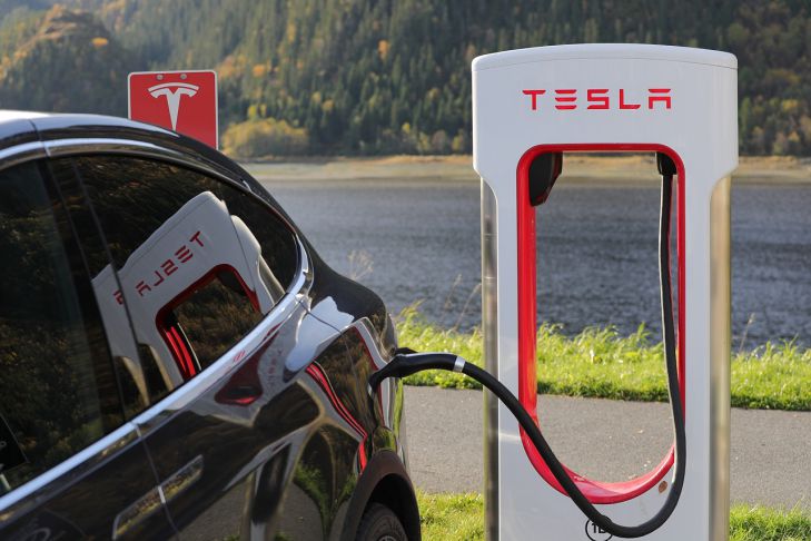 Tesla și-a doborât propriul record de vânzări în ciuda pandemiei de COVID-19