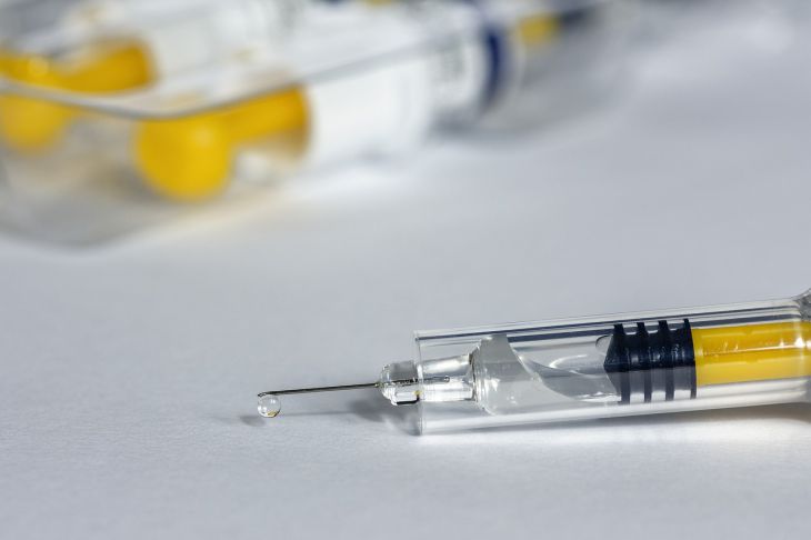 Vaccinul împotriva cancerului a trecut prima fază a studiilor