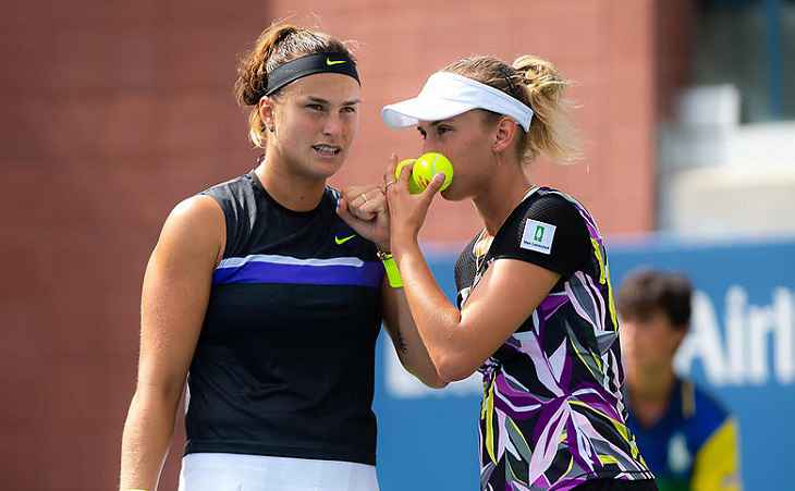 Sabalenka și Mertens au pierdut la startul turneului final WTA