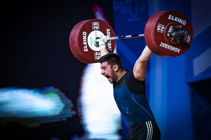 Belarusul Evgeny Tikhontsov a câștigat aurul la Campionatele Mondiale de haltere