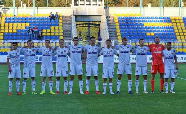 Începe etapa a 17-a a campionatului de fotbal din Belarus: cine va juca pe cine?