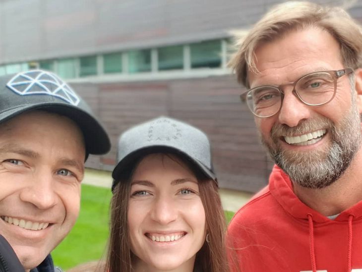 Domracheva și Bjoerndalen au vizitat antrenamentul lui Liverpool și au vorbit cu Jurgen Klopp