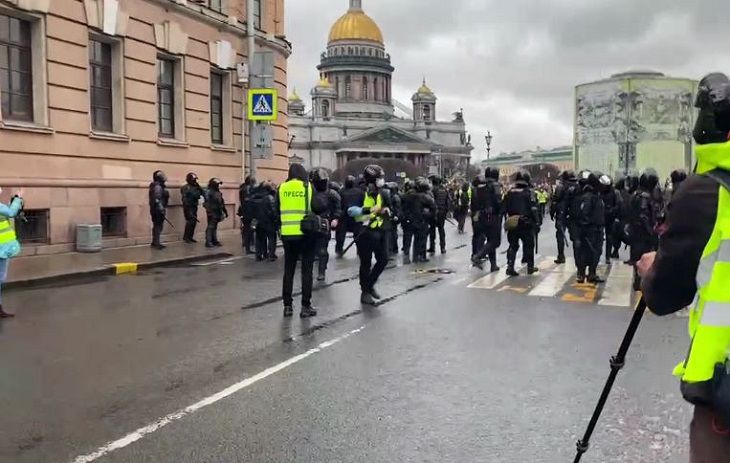 Peste 400 de reținuți. În Rusia au loc proteste în sprijinul lui Navalnîi