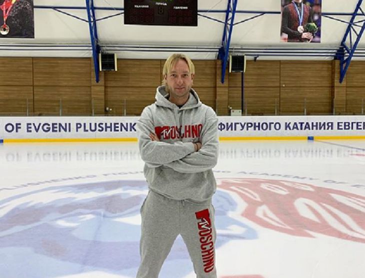 Evgeni Plushenko a fost internat în spital