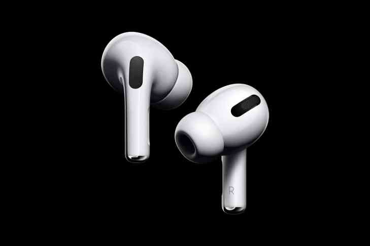 Apple a lansat AirPods Pro