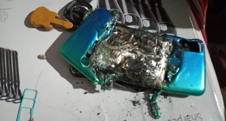 În India, Samsung Galaxy M30s a explodat la o zi după cumpărare