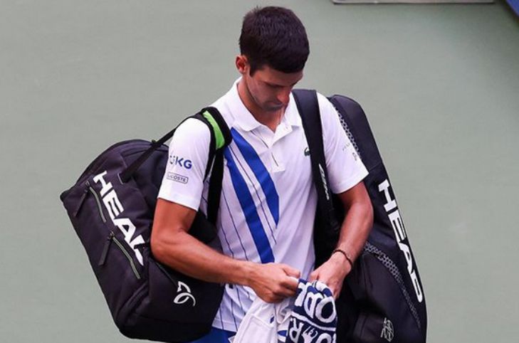 Scandal US Open: Novak Djokovic a devenit primul jucător de tenis din ultimii 20 de ani care a fost descalificat dintr-un turneu de Grand Slam