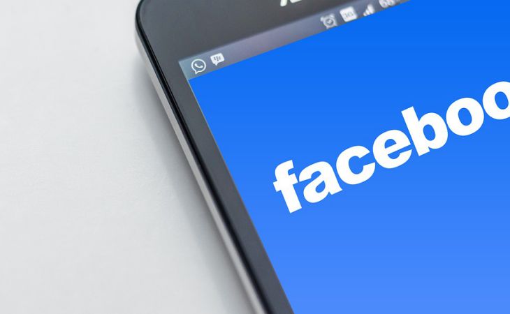 Facebook poate taxa utilizatorii pentru vizualizarea reclamelor