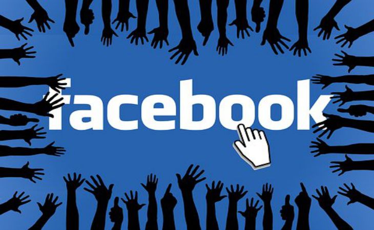 Facebook lucrează la un asistent vocal