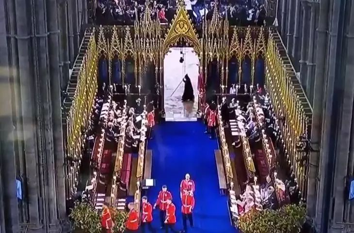 Westminster a explicat apariția „Grim Reaper” la încoronarea lui Carol al III-lea