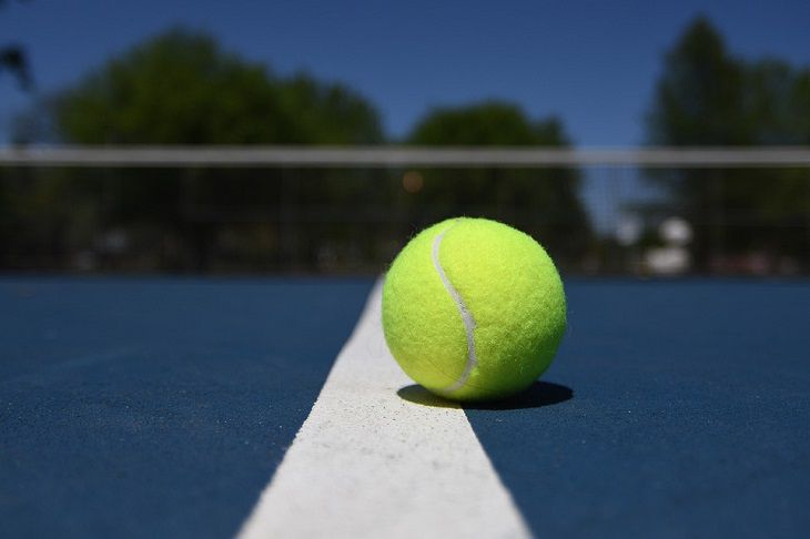 Jucătorul de tenis rus Kotov și-a cerut scuze pentru că și-a înjurat mama în timpul unui meci