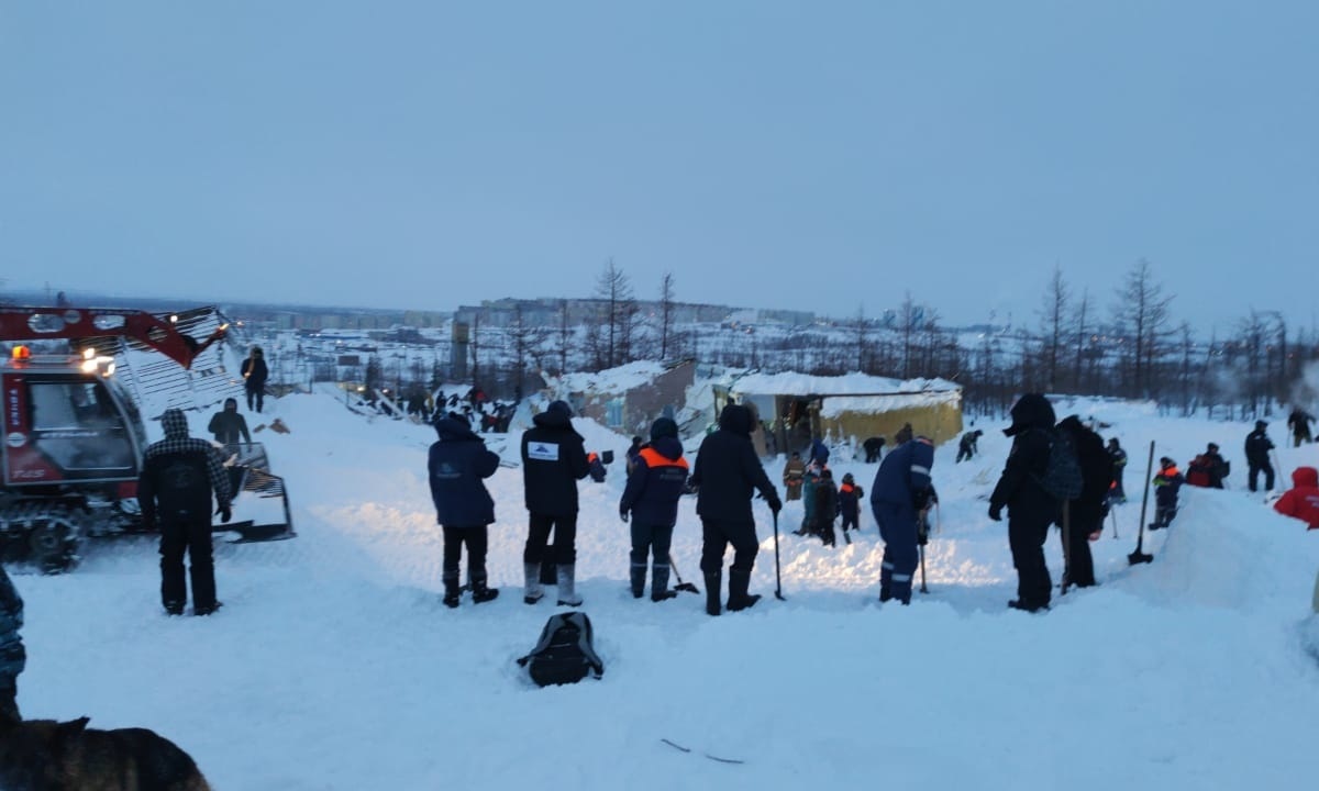 Lucrările de căutare și salvare după ce s-a încheiat o avalanșă în Norilsk