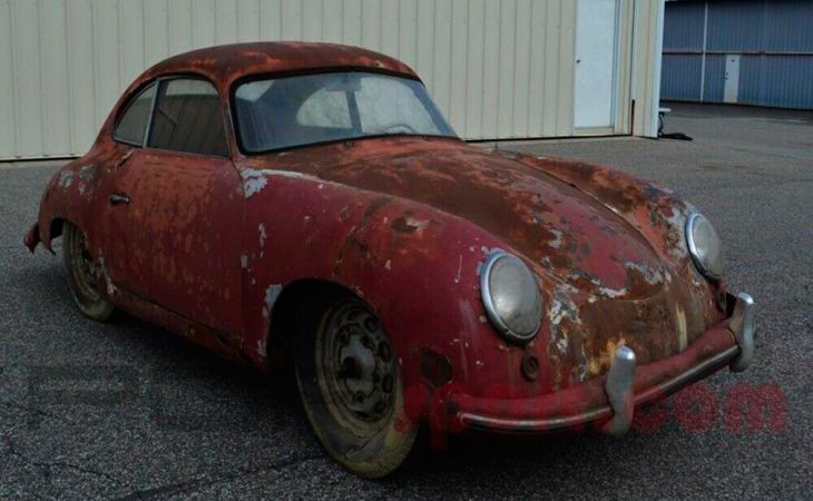 Rusty 1952 Porsche se vinde cu 82.000 de dolari