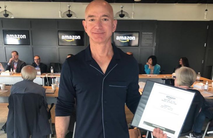 Jeff Bezos a cumpărat cea mai scumpă casă din istoria Los Angeles-ului