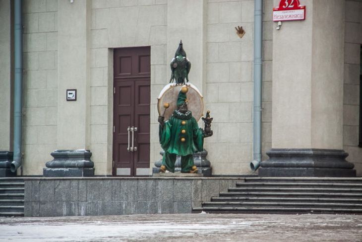 Au căzut de la o asemenea înălțime și au supraviețuit. Artiștii au căzut de la o înălțime de 10 metri în timpul spectacolului